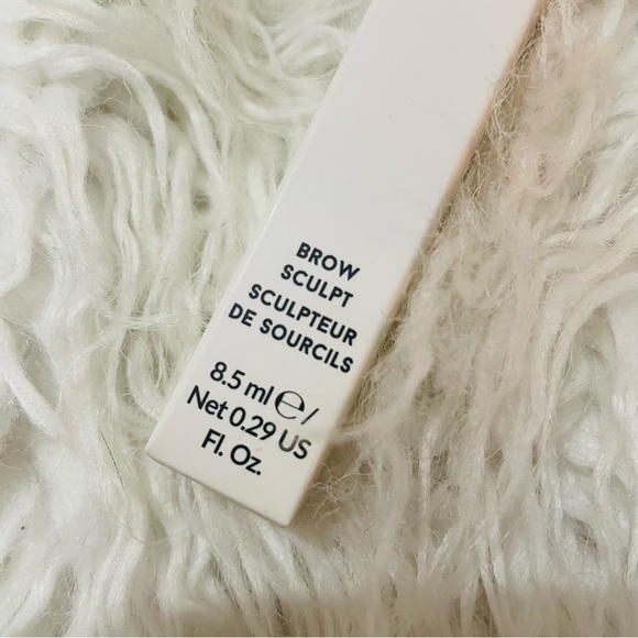 REFY Brow Sculpt Shape and Hold Gel - Picture 2 of 6